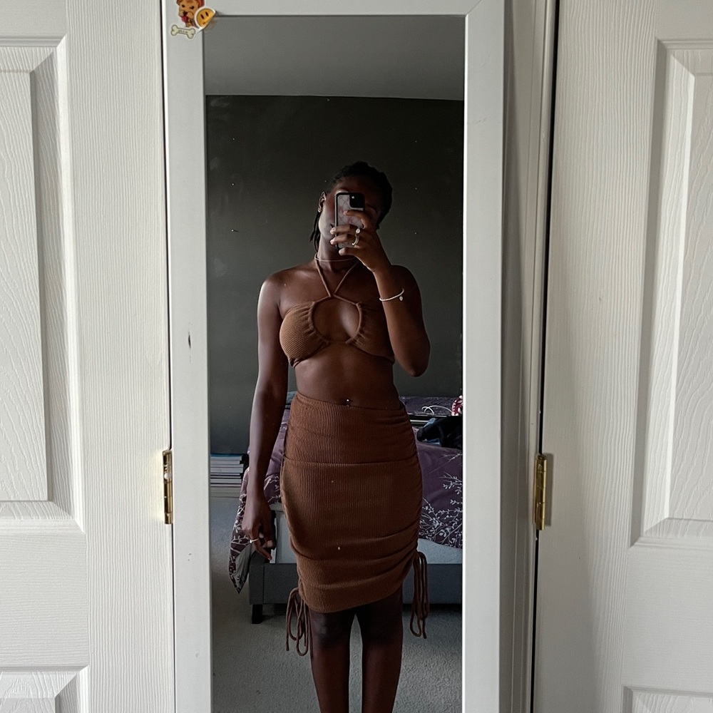 Miss Lola 2 piece skirt set